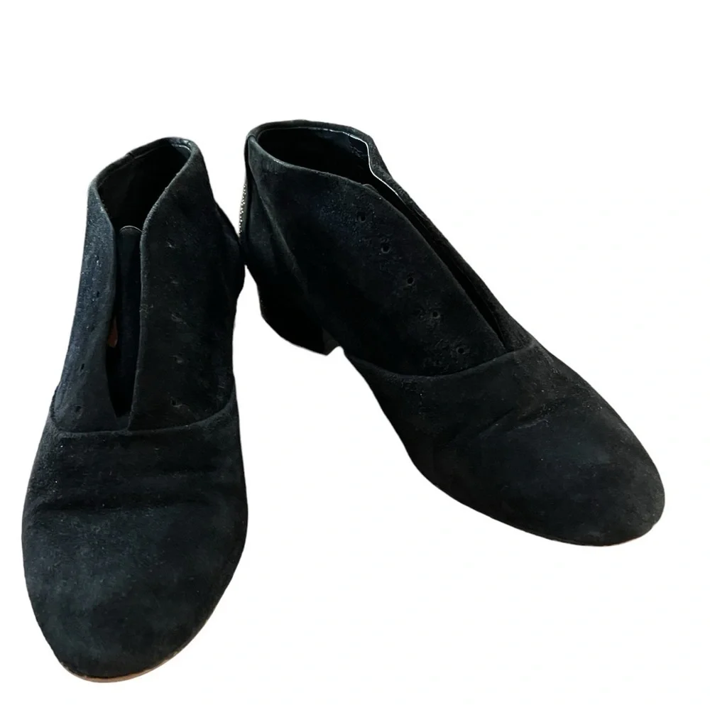 Rebecca Minkoff Black Suede Booties Size 9M